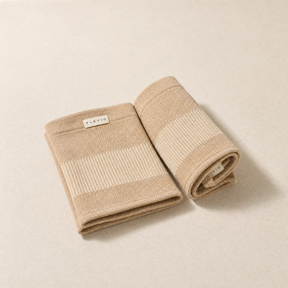 Paire de genouillères de compression Flevio beige pliée à plat